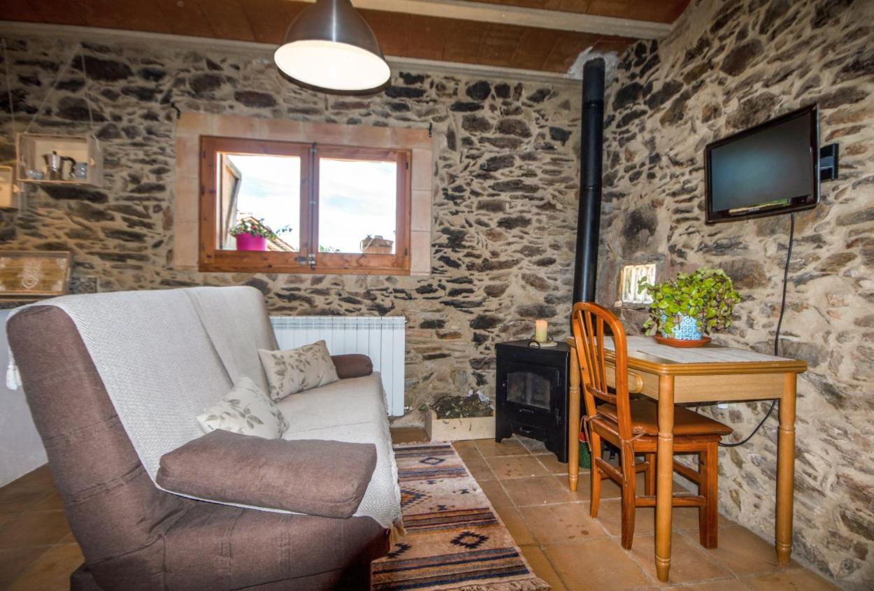 Apartamento Duplex Rural Con Chimenea Y Vistas Panoramicas Desde La Cama Sant Marti Sacalm Ngoại thất bức ảnh